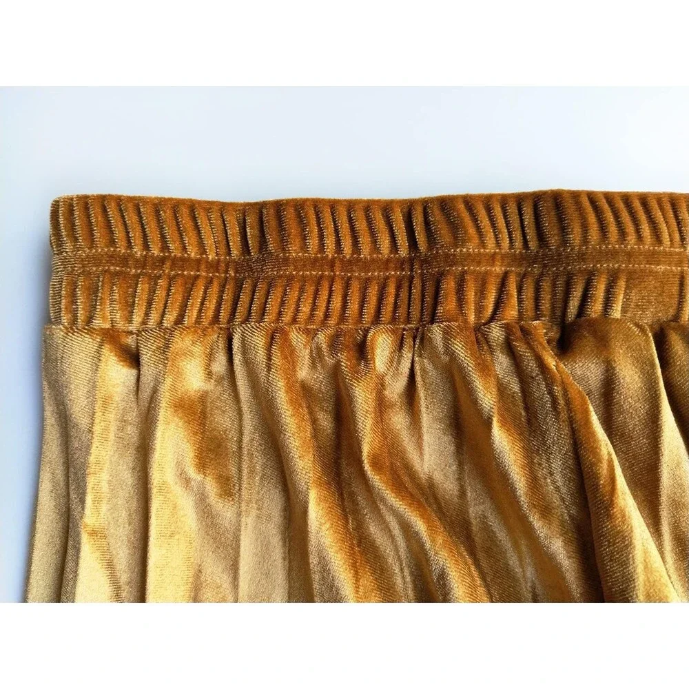 TONCHENGSD Women's Gold Velvet High Waist Flared Skirt Pleated Midi Light L